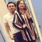 पति शहवान के साथ सेल्फी लेती नमरा (फाइल फोटो)