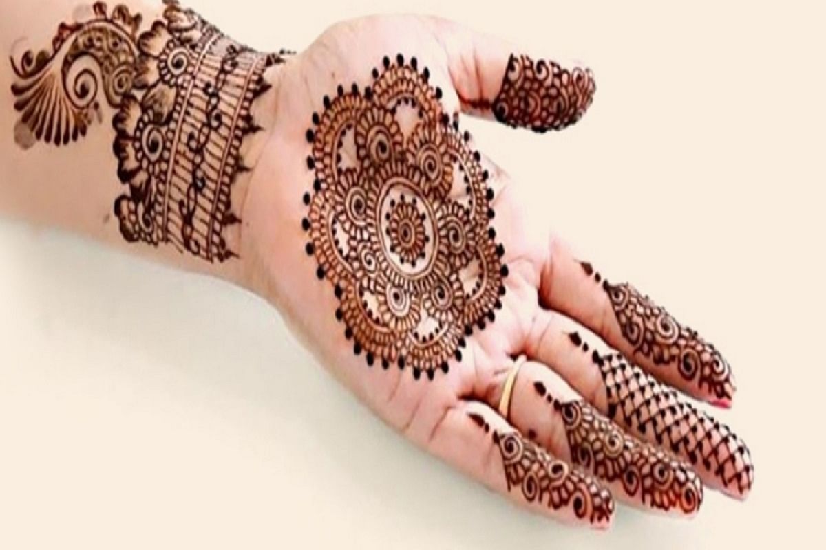 Sawan The Tradition Of Applying Mehndi Is Also Beneficial In Terms 