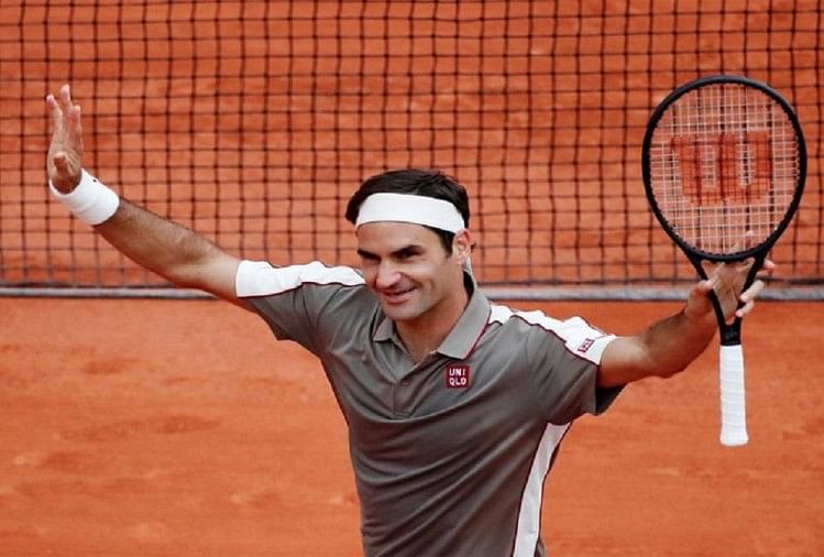 Roland Garros: Roger Federer Marks Return to Paris With Win, Angelique Kerber Out