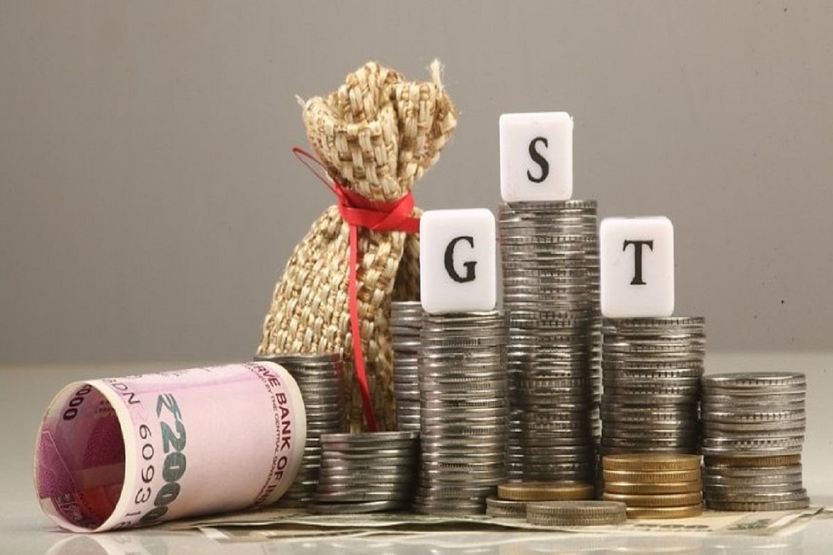 Gst Council Expected To Raise Base Slab Which Will Increase Burden On  Consumers And Generate Revenue - झटकाः महंगा होगा कपड़े से लेकर खाने-पीने  का सामान, बदलेगा जीएसटी का स्लैब - Amar