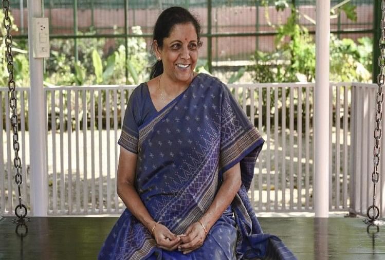 Nirmala Sitharaman will meet economists and consultants for budget 2019