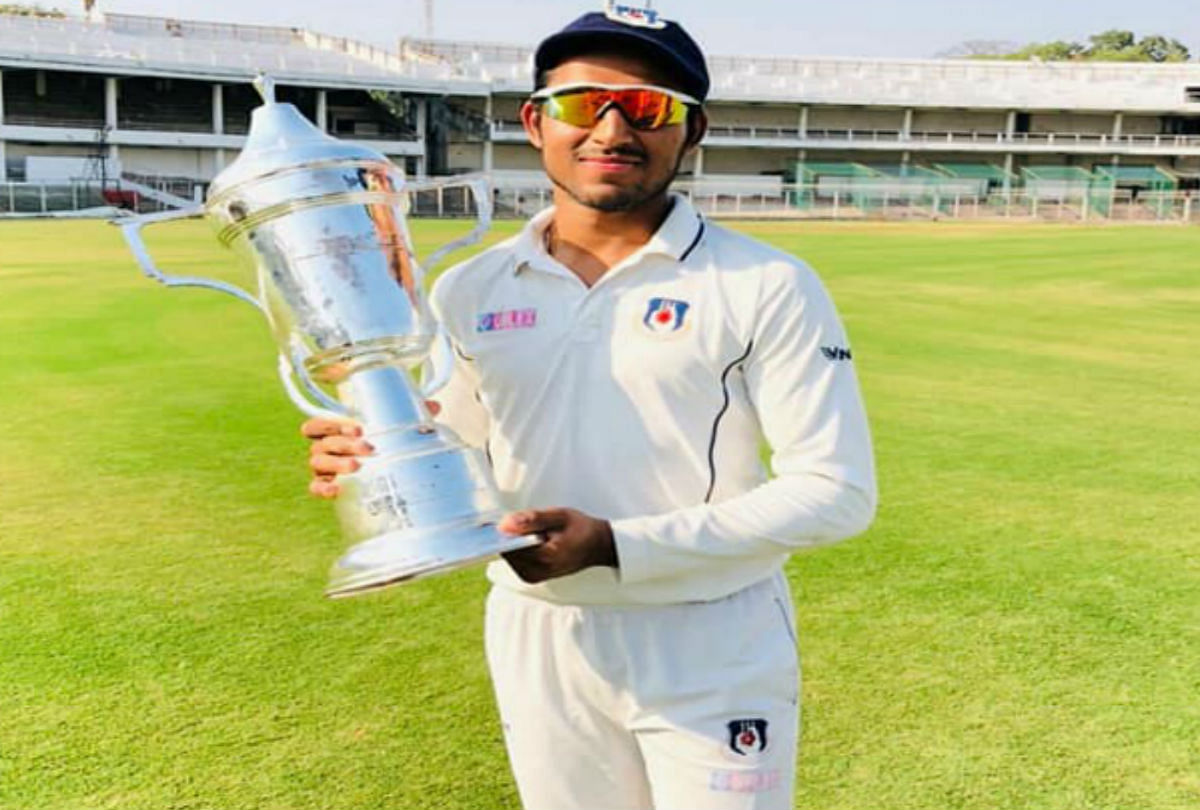 India U-19 Captain Dhruv Jurel Come Agra After Win - एशिया ...