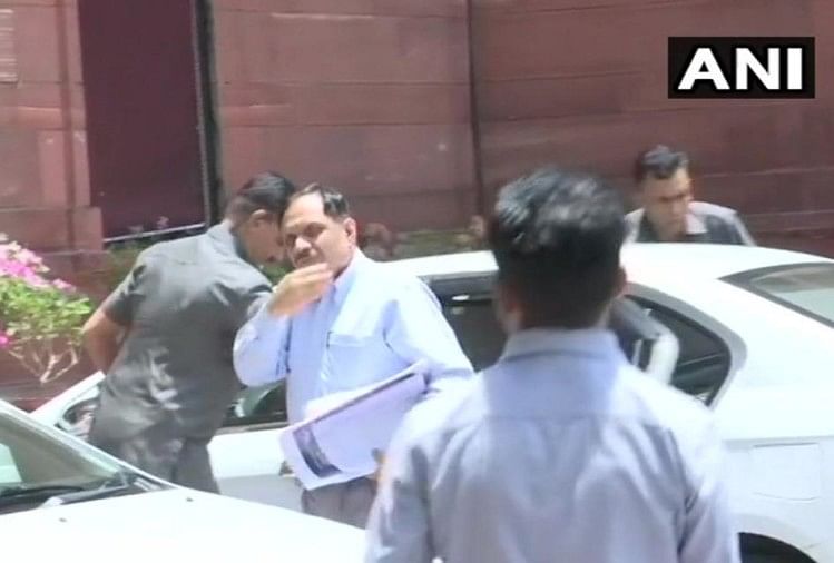 अनंतनाग हमले को लेकर गृह मंत्रालय में बैठक, कांग्रेस ने सरकार से की उचित कार्रवाई की मांग सीआरपीएफ डीजी आरआर भटनागर