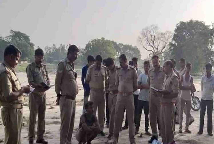 घटना स्थल पर मौजूद पुलिस