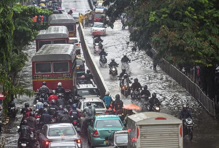 Mumbai Rainfall Data Highest Rainfall Since 1974 In Mumbai Rainy Season Imd मुंबई में टूटा 6337