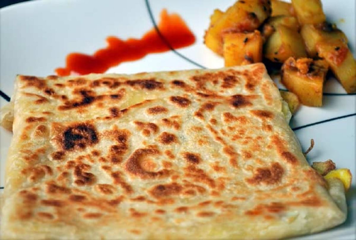 Recipe Of Stuffed Mughlai Paratha In Hindi - घर पर बनाएं स्वादिष्ट मुगलई  पराठा, मेहमानों को करें सर्व - Amar Ujala Hindi News Live