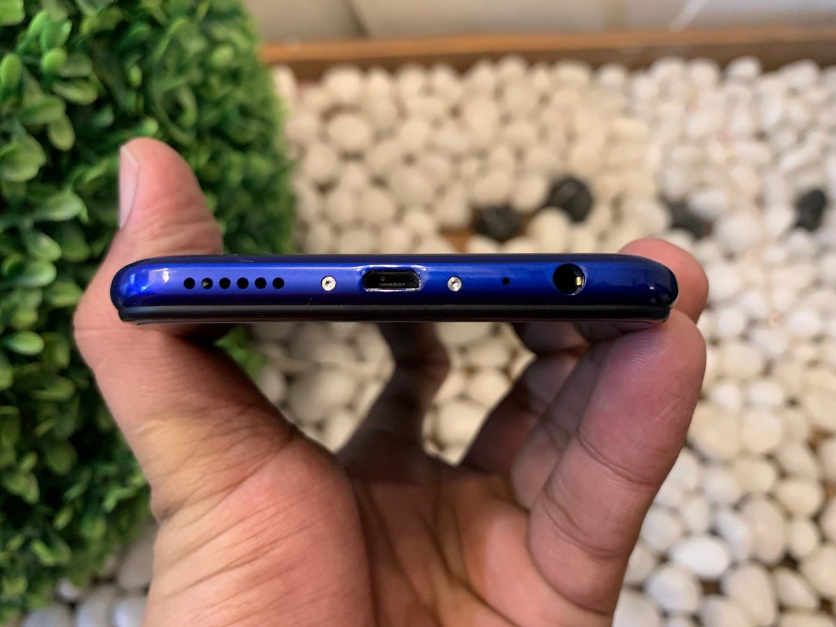 Vivo Z1 PRO Review: 15 हजार की रेंज में जंबो बैटरी वाला शानदार ऑल राउंडर स्मार्टफोन