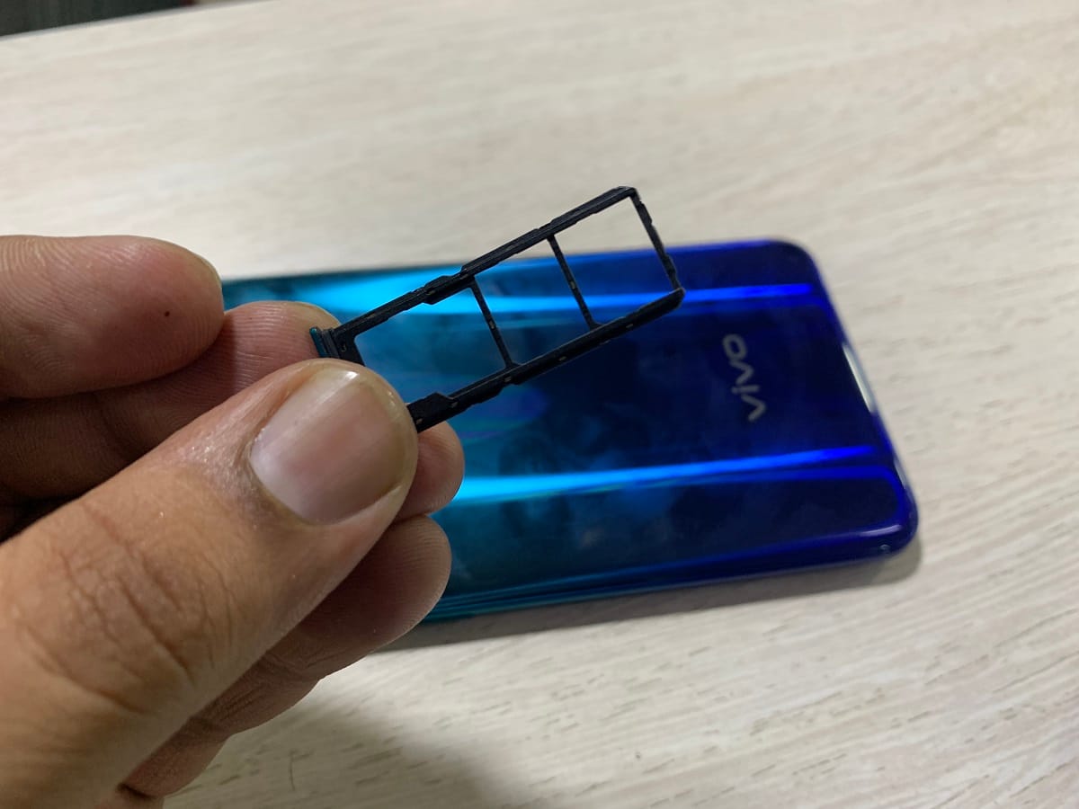 Vivo Z1 PRO Review: 15 हजार की रेंज में जंबो बैटरी वाला शानदार ऑल राउंडर स्मार्टफोन