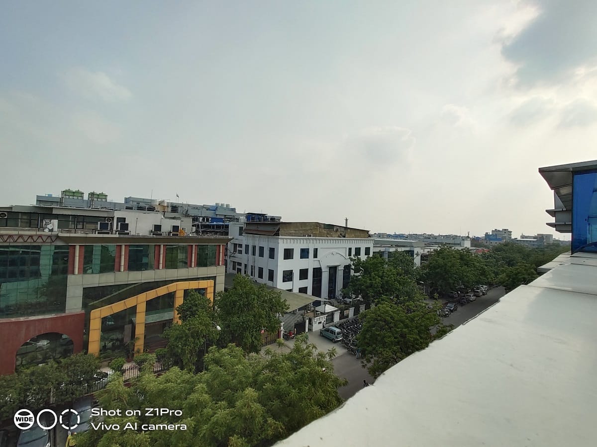 Vivo Z1 PRO Review: 15 हजार की रेंज में जंबो बैटरी वाला शानदार ऑल राउंडर स्मार्टफोन