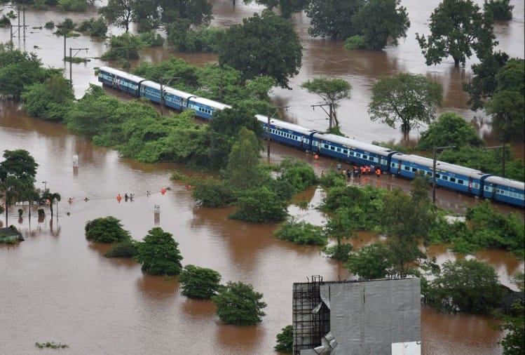 Mahalaxmi Express Train, Mumbai