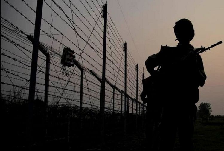 Un intrus pakistanais tué à la frontière indo-pakistanaise – Tirs à la frontière indo-pakistanaise : les Pak Rangers ont tué leur propre intrus et emporté le cadavre