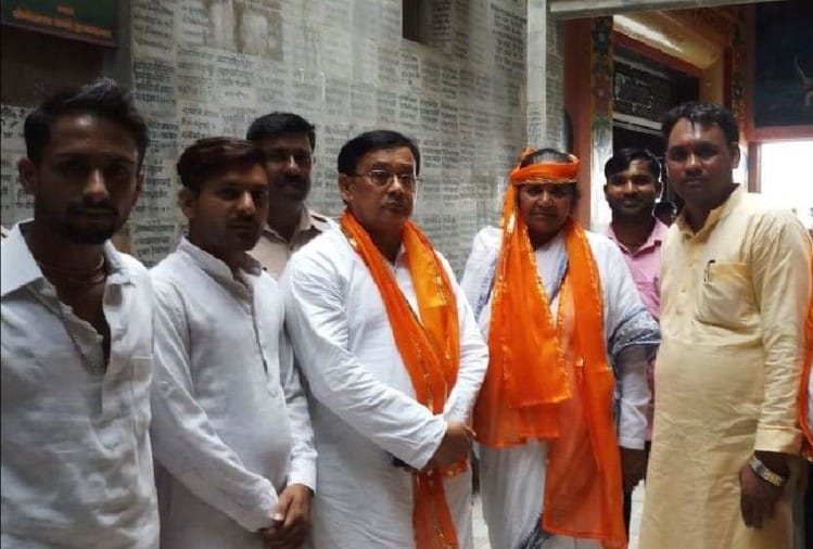 à¤à¥à¤à¥à¤² à¤®à¥à¤ à¤ à¤¾à¤à¥à¤° à¤à¥ à¤à¥ à¤¦à¤°à¥à¤¶à¤¨ à¤à¤°à¤¤à¥ à¤¸à¤®à¤¾à¤ à¤à¤²à¥à¤¯à¤¾à¤£ à¤®à¤à¤¤à¥à¤°à¥ à¤à¥à¤²à¤¾à¤¬à¥ à¤¦à¥à¤µà¥ à¤µ à¤à¤¨à¥à¤¯