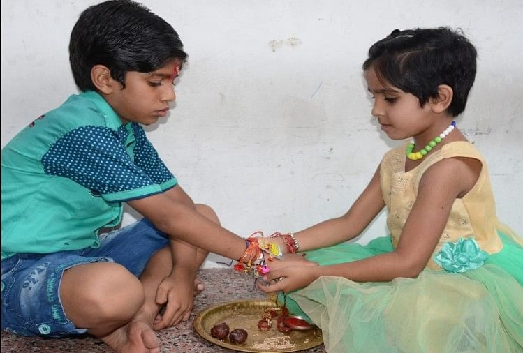 Raksha Bandhan 2021 Four Shubh Muhurat For Rakhi Without Bhadra à¤°à¤• à¤· à¤¬ à¤§à¤¨ 2021 à¤¨à¤¹ à¤°à¤¹ à¤— à¤­à¤¦ à¤° à¤• à¤¸ à¤¯ à¤¦ à¤¨ à¤­à¤° à¤­ à¤ˆ à¤• à¤•à¤² à¤ˆ à¤ªà¤° à¤°à¤– à¤¬ à¤§ à¤¸à¤• à¤— à¤¬à¤¹à¤¨ à¤¯ à¤¹ à¤š à¤° à¤¶ à¤­