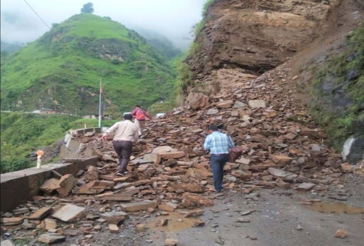राष्ट्रीय औसत से भी खराब हिमाचल में सड़कों के निर्माण की गुणवत्ता