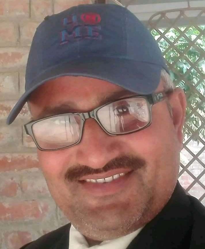 सड़क हादसे में मृत अधिवक्ता दिनेश पांडेय। फाइल फोटो