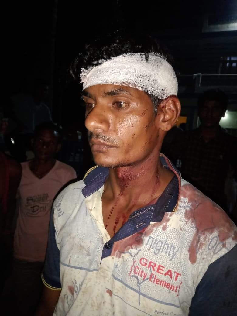 लूट की घटना में घायल हुआ युवक। लूट की घटना में घायल हुआ युवक।