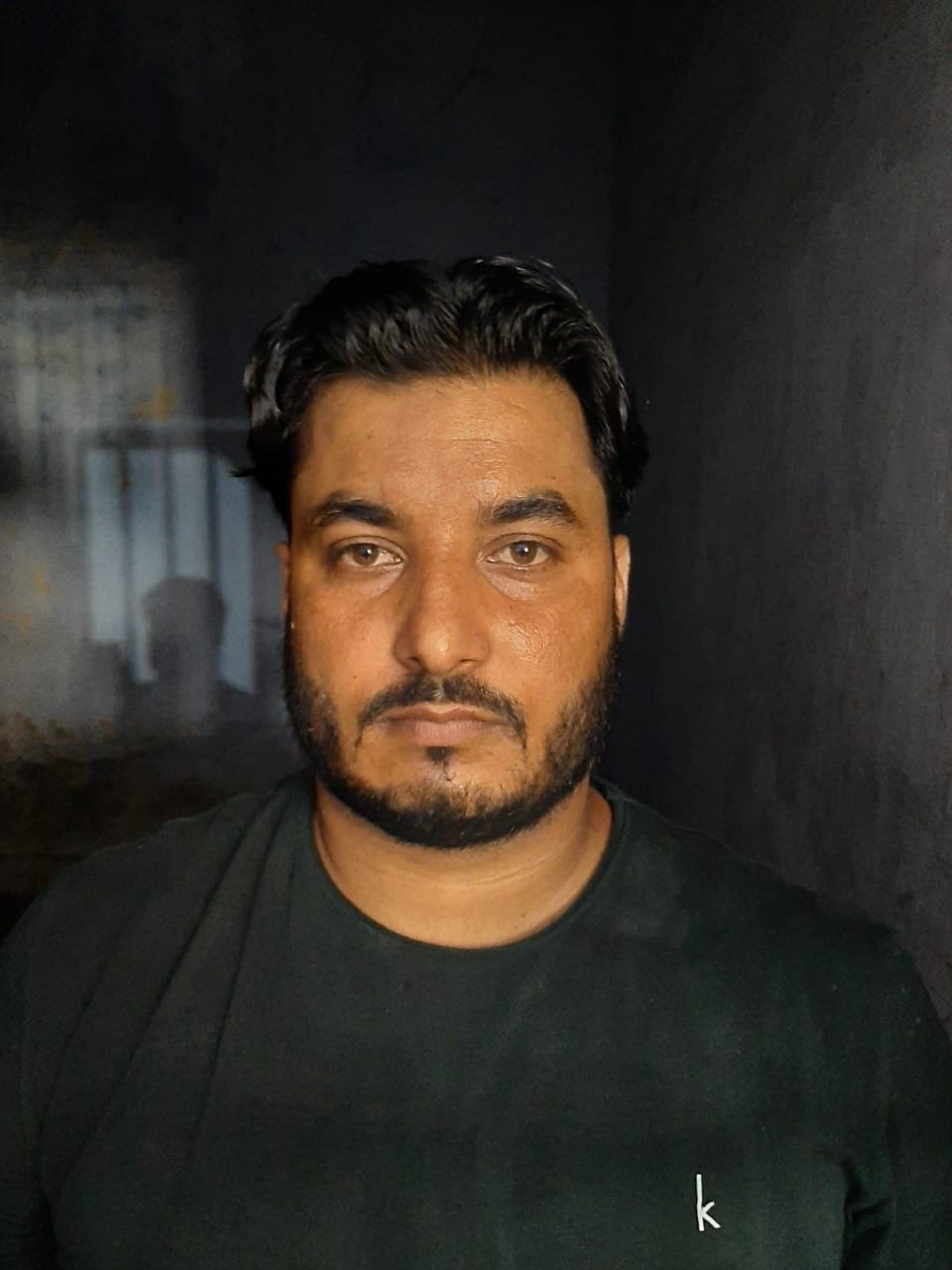 अधिवक्ता इमरान का हत्यारोपी इनामी उमरद्दीन। अधिवक्ता इमरान का हत्यारोपी इनामी उमरद्दीन।