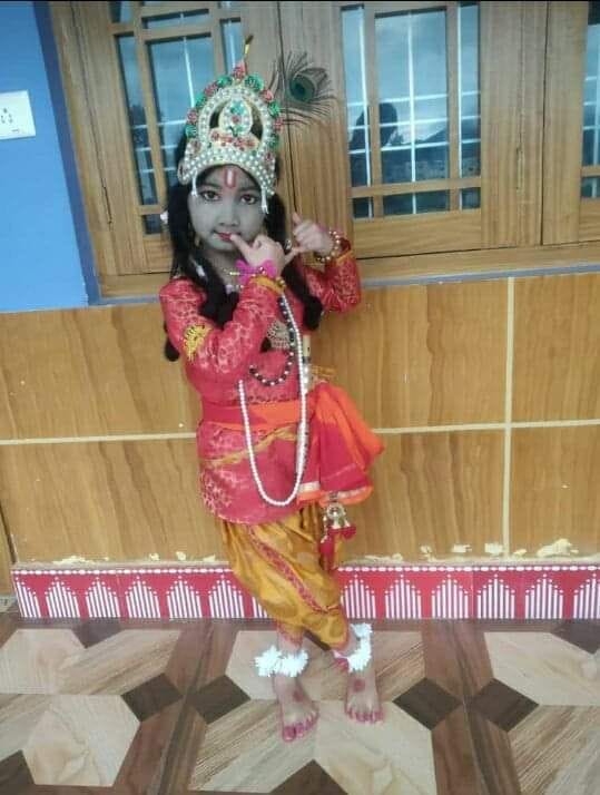 ंपावत में राधा बनी उदयन स्कूल की चार्वी। ंपावत में राधा बनी उदयन स्कूल की चार्वी।