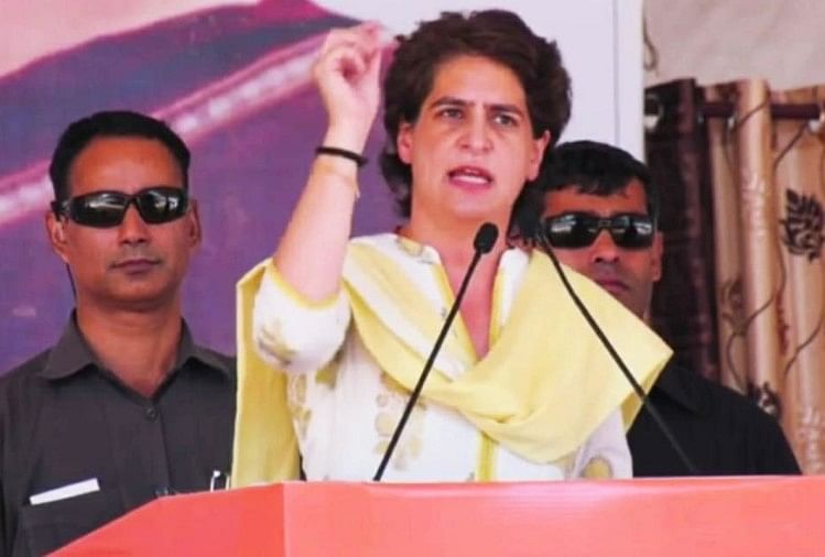 अच्छे दिन का भोंपू बजाने वाली भाजपा सरकार ने अर्थव्यवस्था की हालत पंचर कर दी : प्रियंका प्रियंका गांधी वाड्रा (फाइल फोटो)