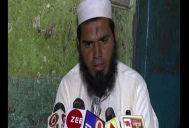 गुजरात: पाकिस्तान में फंसे गोधरा के रहने वाले 80 लोग, भारत सरकार से मांगी मदद गुजरात के 80 लोग पाकिस्तान में फंसे हुए हैं