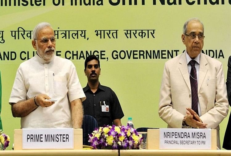 पीएम मोदी के प्रधान सचिव का पद छोड़ने वाले नृपेंद्र बन सकते हैं जम्मू-कश्मीर के उपराज्यपाल पीएम मोदी और नृपेंद्र मिश्रा