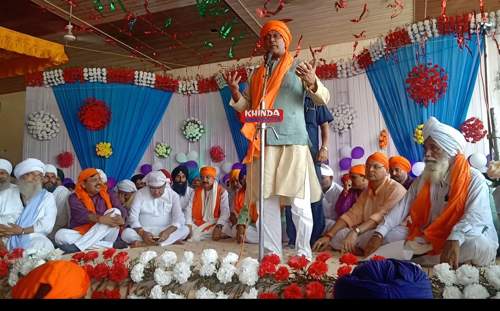 नानकमत्ता धार्मिक डेरा कारसेवा में संगत को संबोधित करते सीएम त्रिवेंद्र सिंह रावत। नानकमत्ता धार्मिक डेरा कारसेवा में संगत को संबोधित करते सीएम त्रिवेंद्र सिंह रावत।