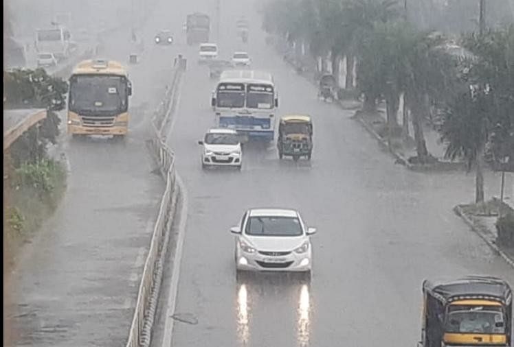 Weather Update Rain In Punjab S Amritsar And Ludhiana अम तसर और ल ध य न म त ज ब र श हर य ण म इस स जन 35 प रत शत कम बरस त Amar Ujala Hindi News Live