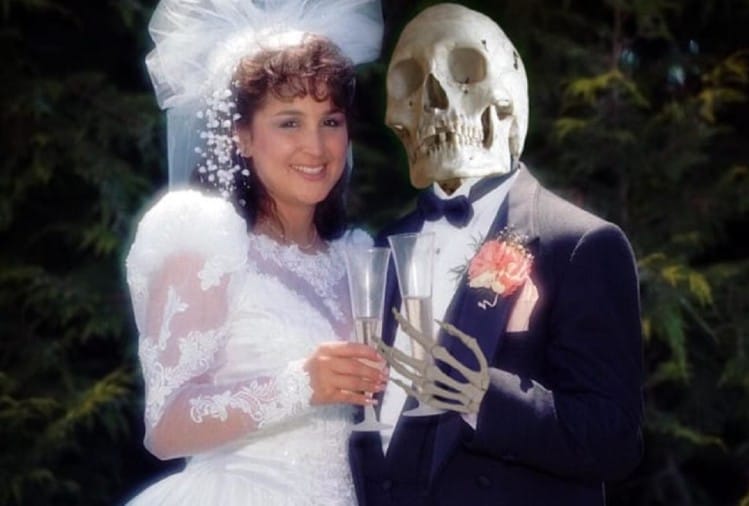 मरे हुए लोगों के साथ शादी