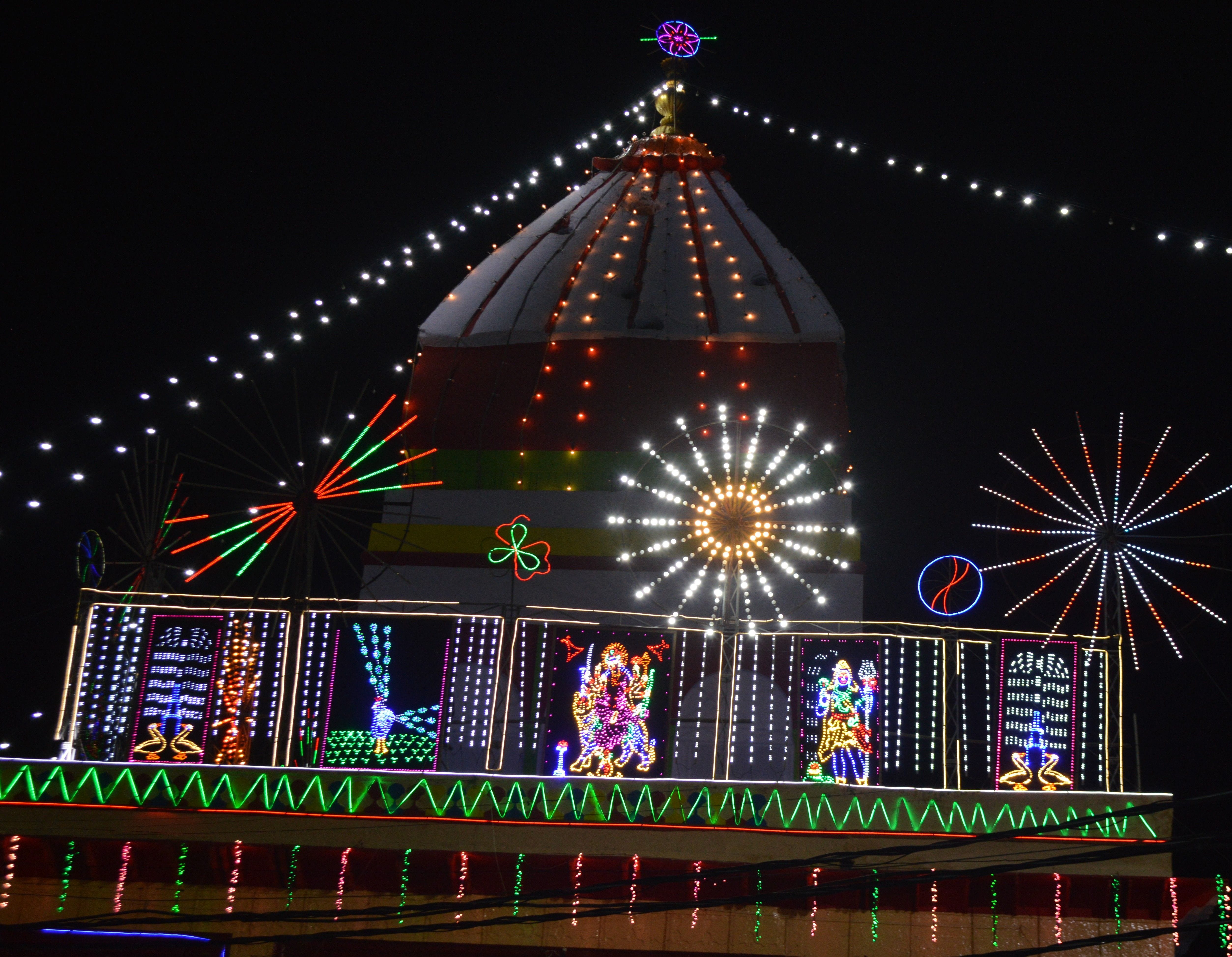 मंदिर श्री दाऊजी महाराज की सजावट। 
