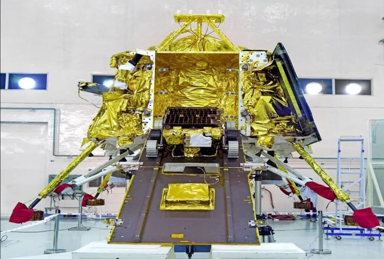 Chandrayaan 2, Why Satellites Are Wrapped In Gold Foil, Why Does Isro