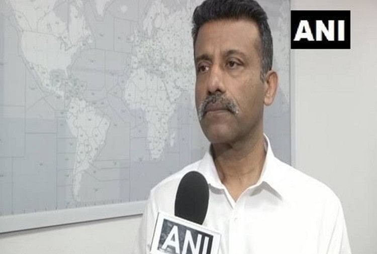 एयर इंडिया ने कम ईंधन में विमान उड़ाने वाले पायलट को ड्यूटी से हटाया अमिताभ सिंह