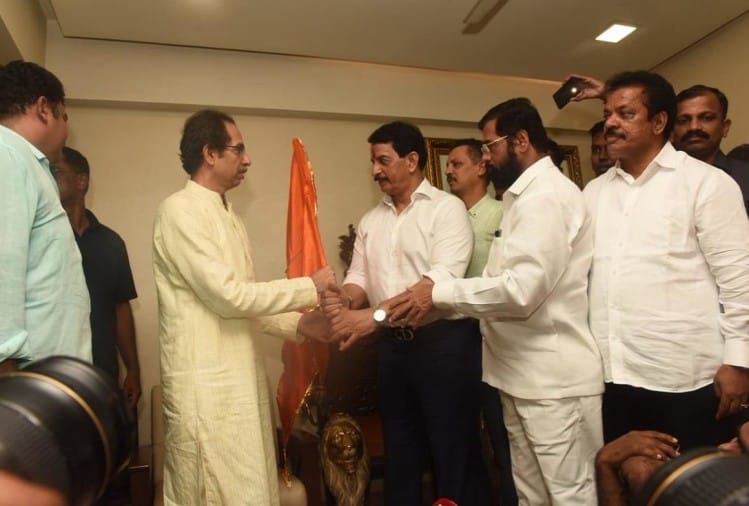 शिवसेना में शामिल हुए प्रदीप शर्मा