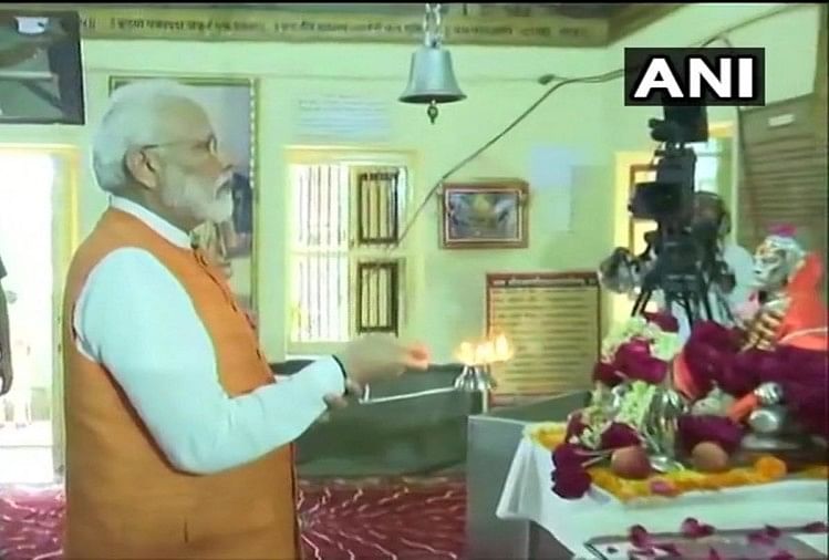 à¤à¤°à¥à¤¡à¤¼à¥à¤¶à¥à¤µà¤° à¤¦à¤¤à¥à¤¤ à¤®à¤à¤¦à¤¿à¤° à¤®à¥à¤ à¤ªà¥à¤à¤¾ à¤à¤°à¤¤à¥ à¤ªà¥à¤à¤® à¤®à¥à¤¦à¥