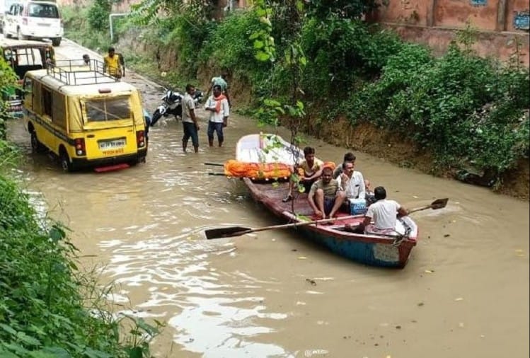 à¤ªà¥à¤°à¤¯à¤¾à¤à¤°à¤¾à¤ à¤®à¥à¤ à¤¬à¤¾à¤¢à¤¼