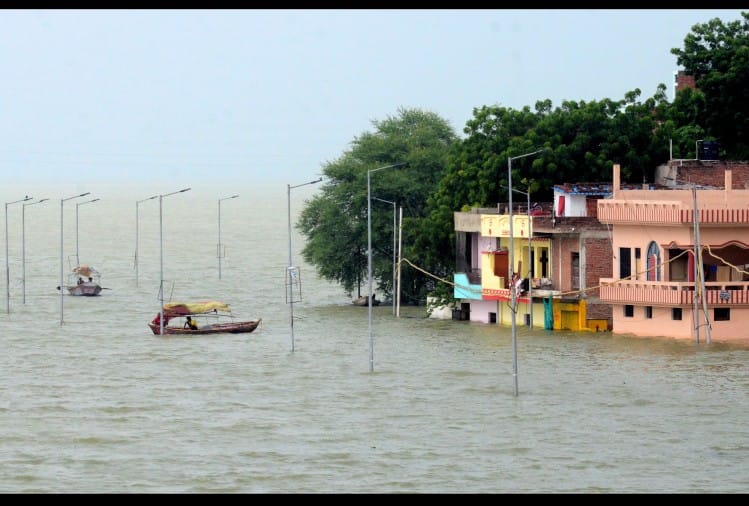à¤ªà¥à¤°à¤¯à¤¾à¤à¤°à¤¾à¤ à¤®à¥à¤ à¤¬à¤¾à¤¢à¤¼