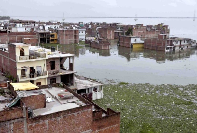 à¤ªà¥à¤°à¤¯à¤¾à¤à¤°à¤¾à¤ à¤®à¥à¤ à¤¬à¤¾à¤¢à¤¼