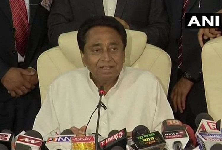 करतारपुर कॉरिडोर: तीर्थयात्रियों को मुफ्त में दर्शन कराएगी मध्यप्रदेश की कमलनाथ सरकार मुख्यमंत्री कमलनाथ (फाइल फोटो)