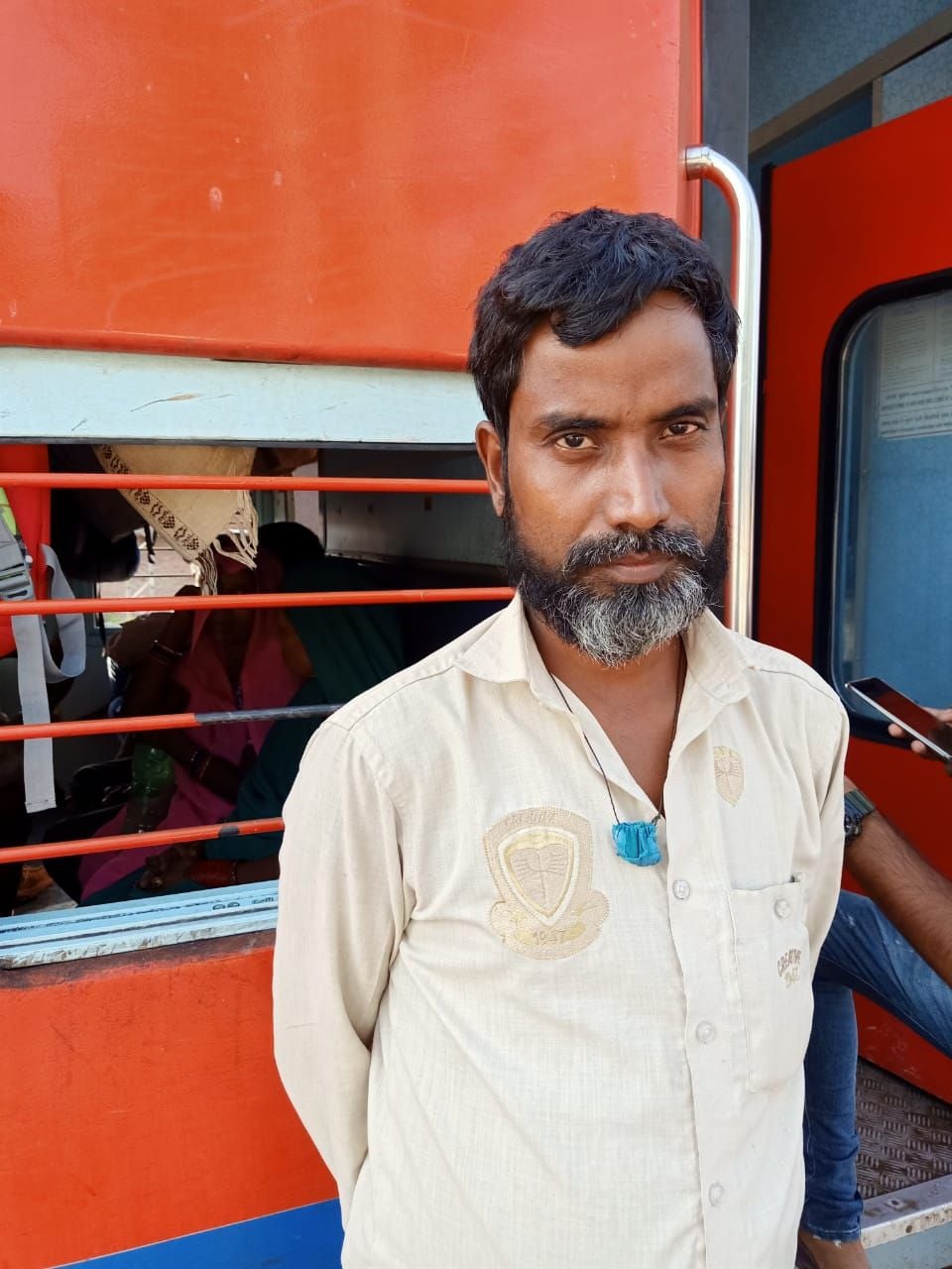 यात्री अख्तर अली