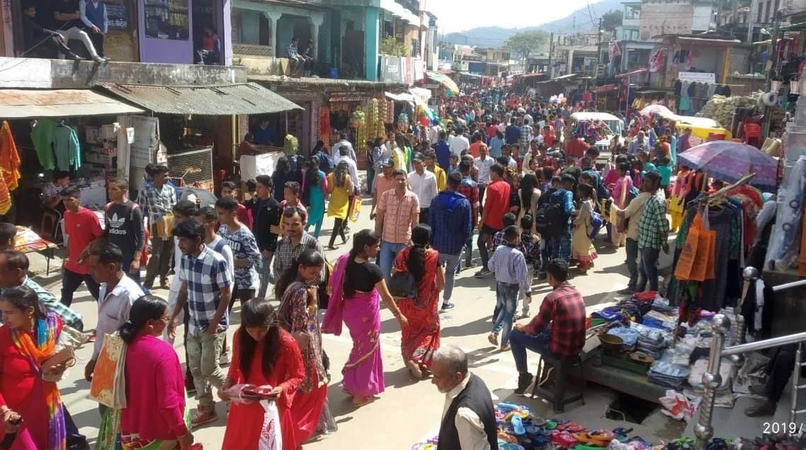 नवरात्र अष्टमी को गंगोलीहाट नगर में लगा मेला। अमर उजाला नवरात्र अष्टमी को गंगोलीहाट नगर में लगा मेला। अमर उजाला