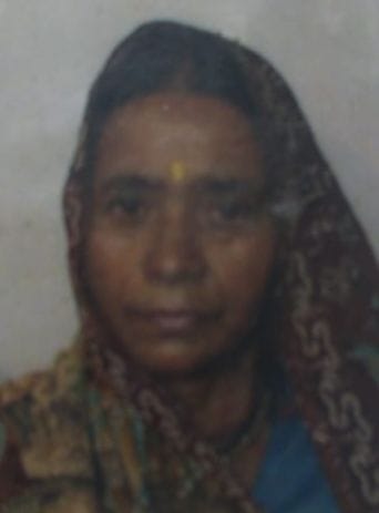 रामगढ़ के दरमोली में सड़क हादसे में मृत महिला कांति देवी की फाइल फोटो। अमर उजाला रामगढ़ के दरमोली में सड़क हादसे में मृत महिला कांति देवी की फाइल फोटो। अमर उजाला