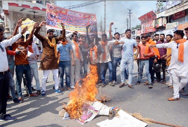 à¤¸à¤²à¤®à¤¾à¤¨ à¤à¤¾à¤¨ à¤à¤¾ à¤ªà¥à¤¤à¤²à¤¾ à¤«à¥à¤à¤à¤¾
