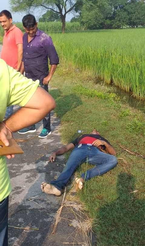 महराजगंज थाना क्षेत्र में पुलिस मुठभेड़  में मारे गया इनामी बदमाश।