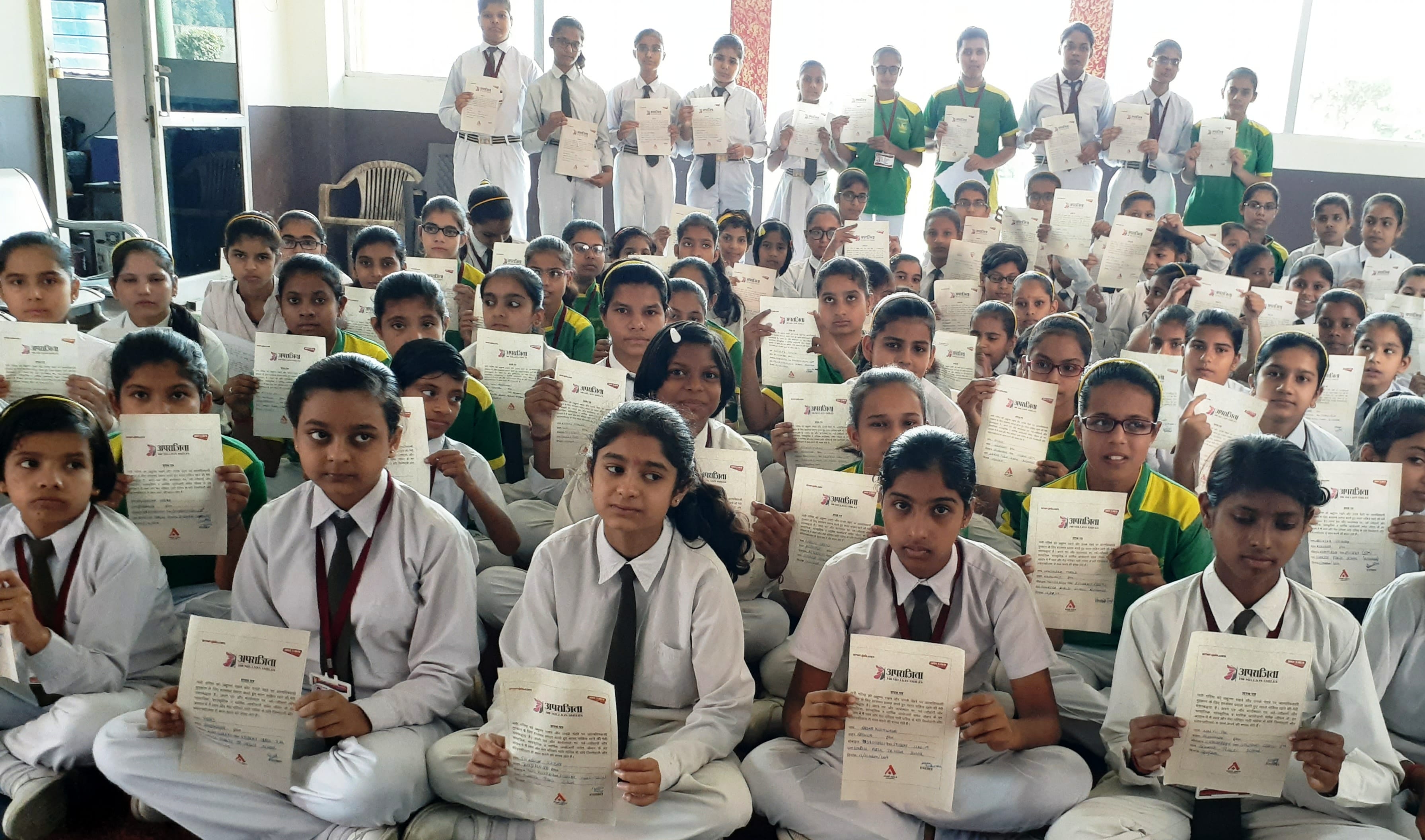 फोटो कैप्सन बुढ़ाना 12द्वठ्ठद्दड्ढस्रठ्ठ13 में अपराजिता कार्यक्रम में शपथ पत्र भरकर शामिल होती छ?