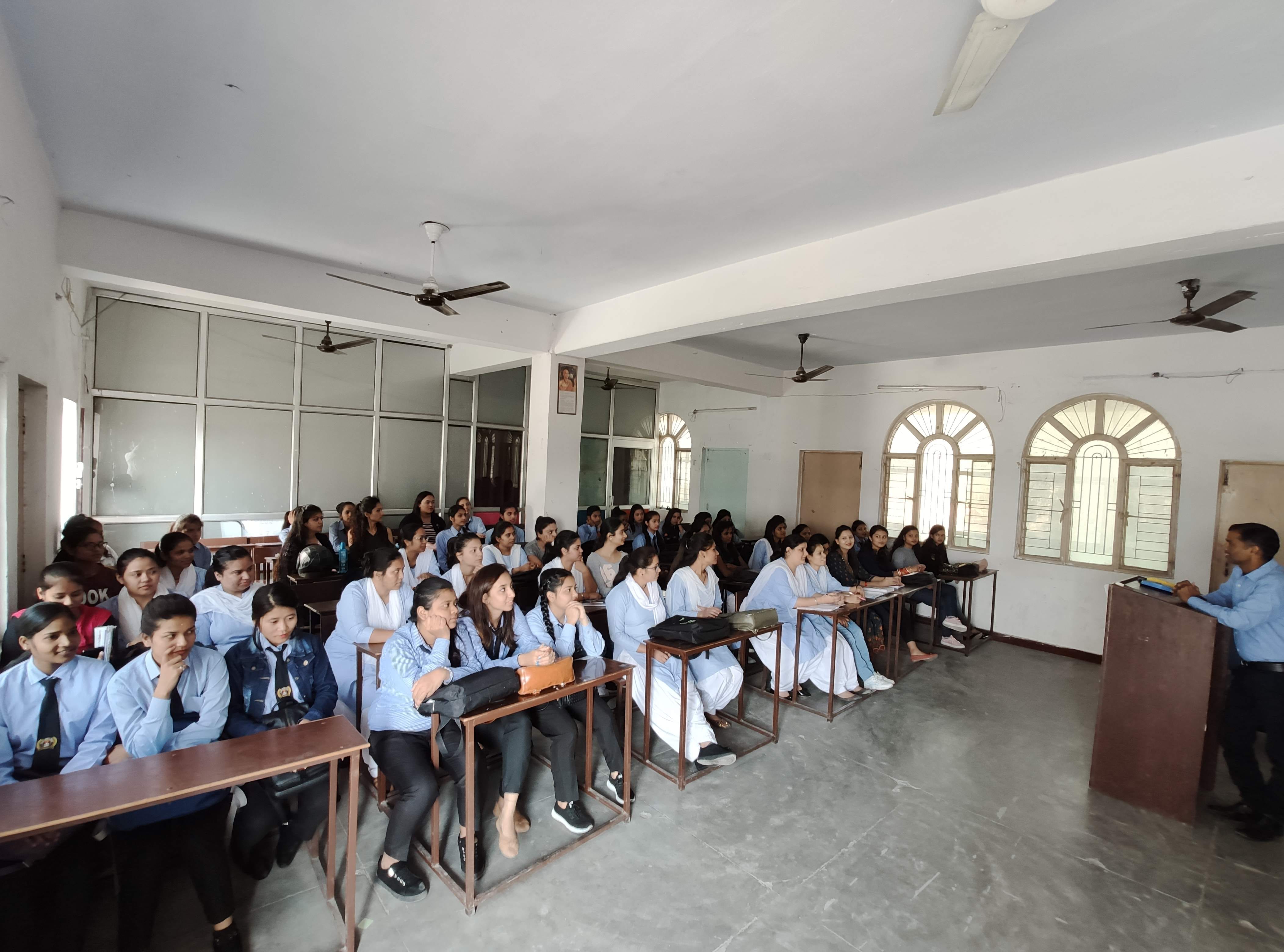 पालिका दिवस पर कार्यशाला । पालिका दिवस पर कार्यशाला ।
