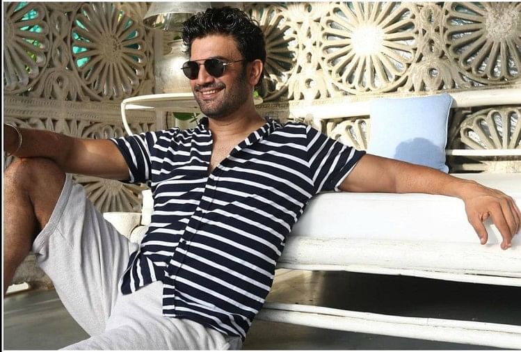 Sharad Kelkar