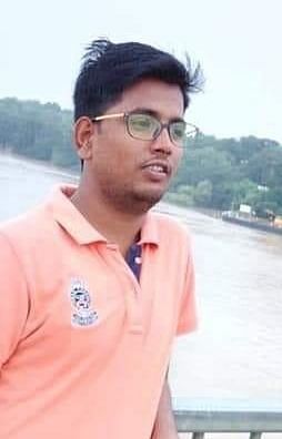 Allahabad University student succeded in train Allahabad University student succeded in train