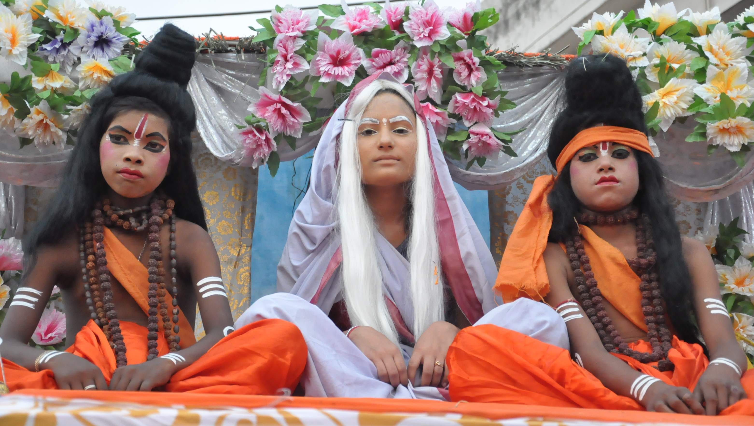 वाल्मीकी जयंति के अवसर शिवाजी धर्मशाला से अखिल भारतीय वाल्मीकी समाज परिषद की और से निकाली गई शोभ? वाल्मीकी जयंति के अवसर शिवाजी धर्मशाला से अखिल भारतीय वाल्मीकी समाज परिषद की और से निकाली गई शोभ?