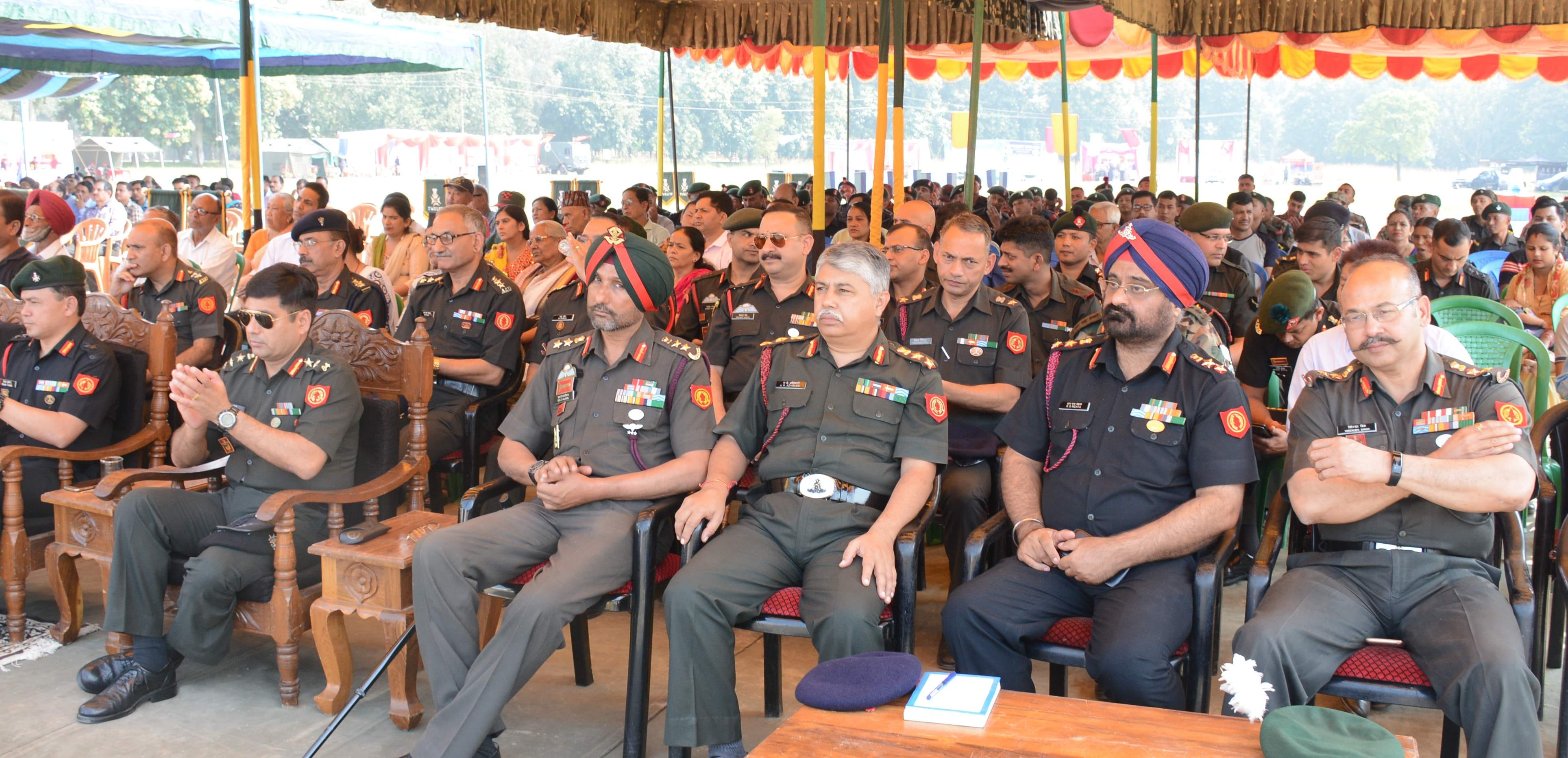 कौलागढ़ स्थित शहीद जसवंत सिंह ग्राउंड में वैटरन रैली पर आयोजित सम्मान समारोह कार्यक्रम में उपस्