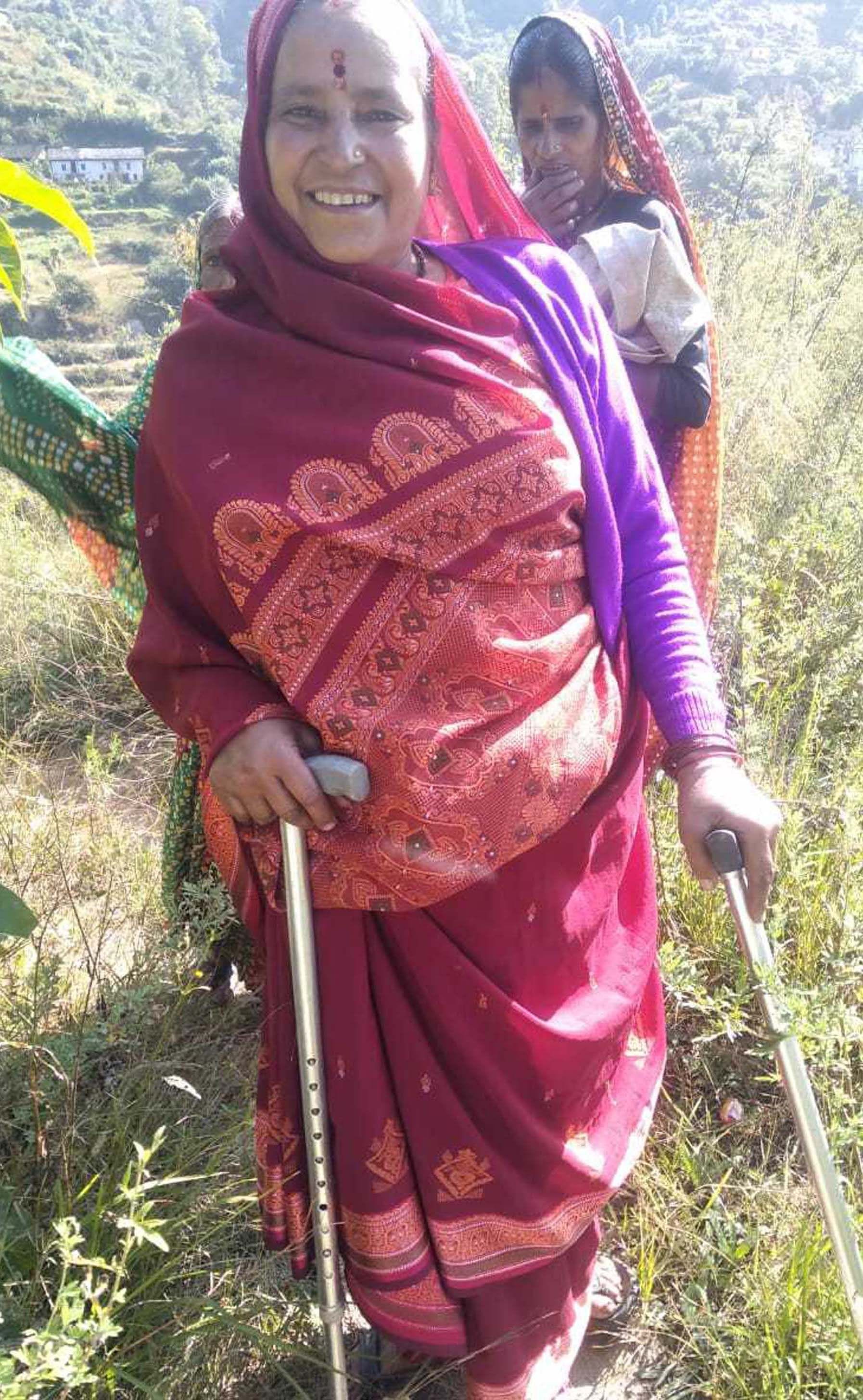 पाटी ब्लाक के दिव्यांग चनी देवी।