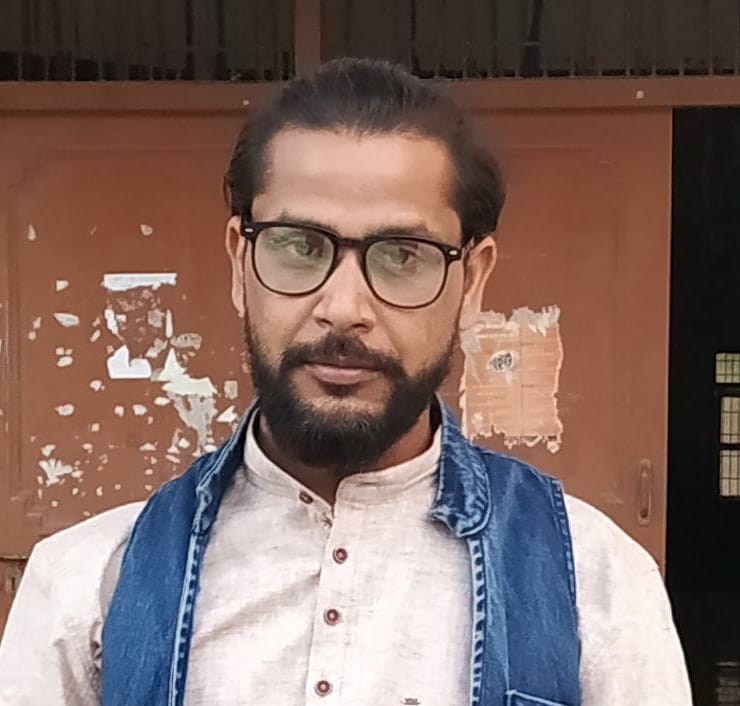 वर्ल्ड रिकॉर्ड वाली खबर में... ऋषिकांत शर्मा। 